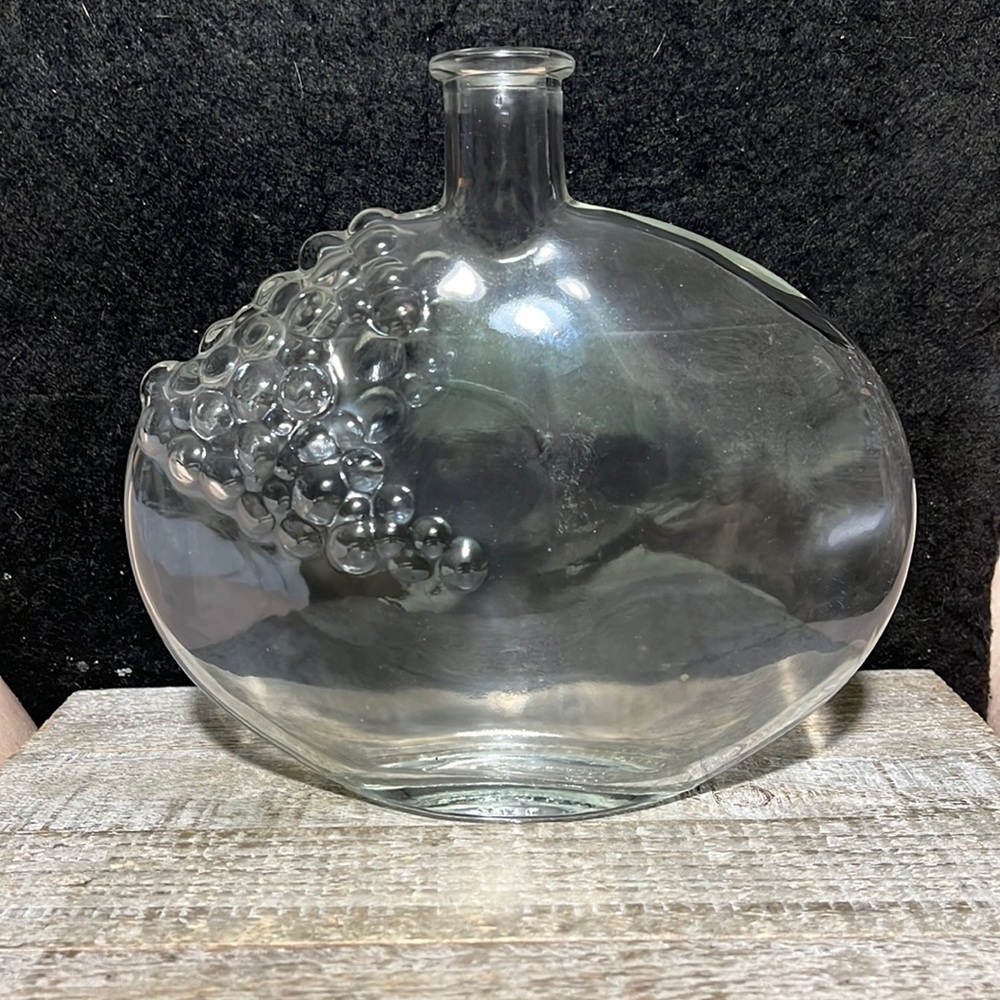 Glass Wine Liquor Decanter Bottle  Embossed Grapes & Leaves Design No Stopper